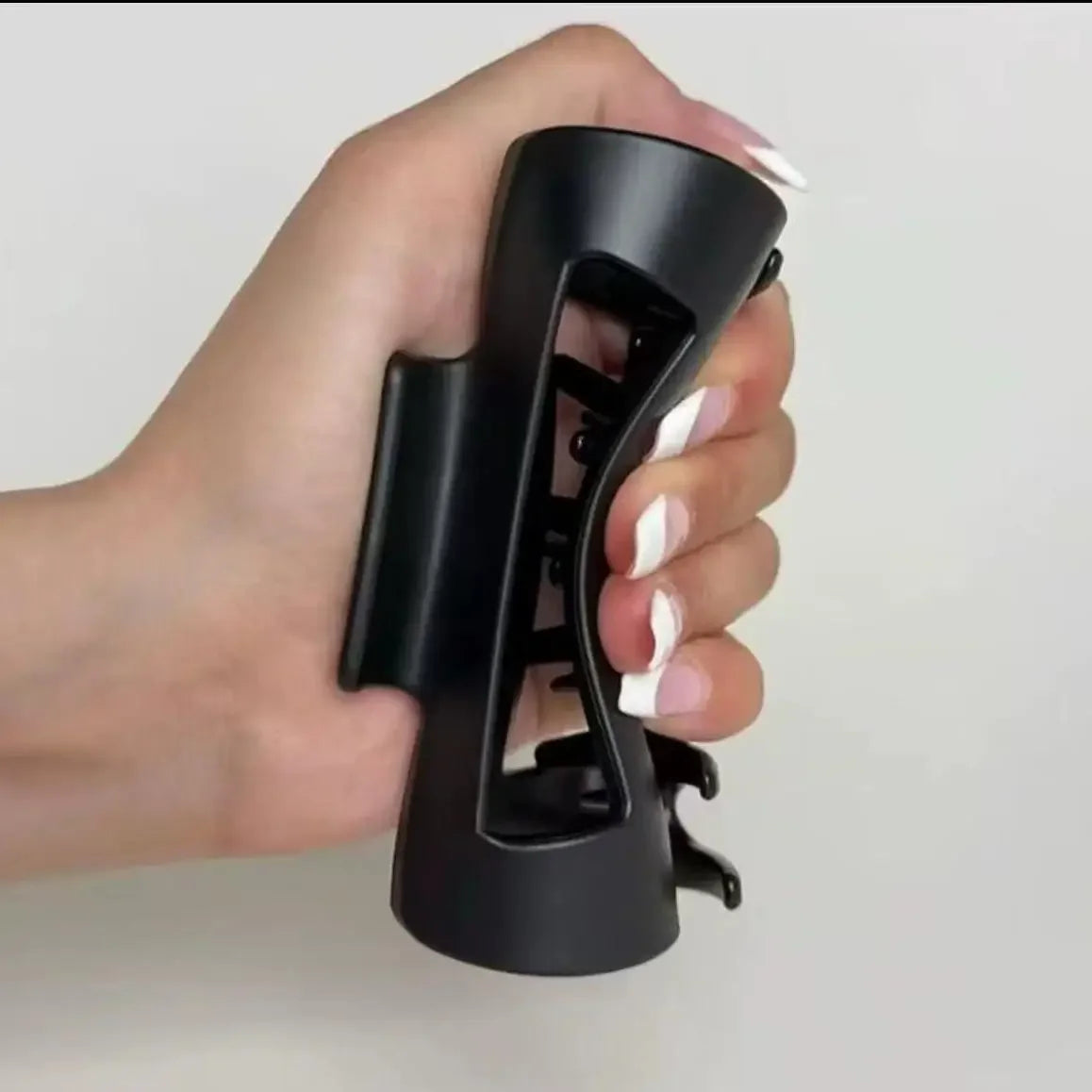 Safe Soft Silicone Shark Clip Square/Arc/Cross Anti Collision Protection for The Back of The Head  Anti Fall Women's Hair Clip